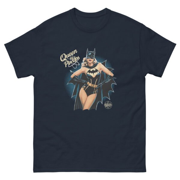 T-shirt Pin-Up Batwoman qui se Déhanche – Audace et Glamour – Image 5