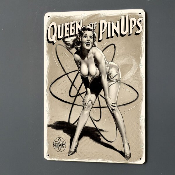 pin-up décolletée
